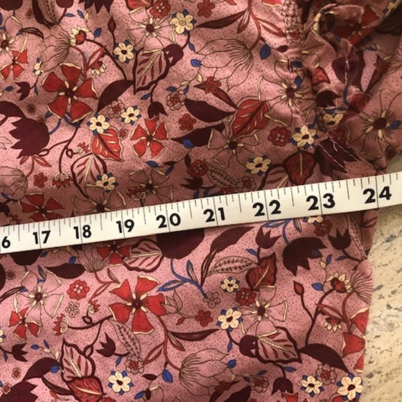 Women's Free Assembly Rose Floral Print Top / Blouse Size L - Picture 7 of 16